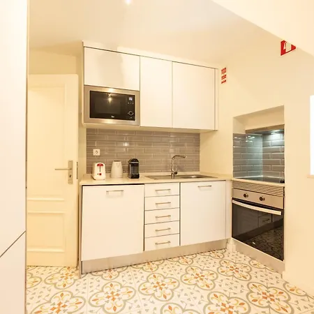 Apartment Historic Alfama With Modern Style